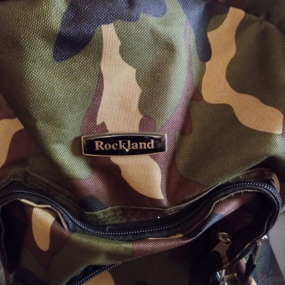 Rockland camouflage 2 roller travel case with handle - Picture 2 of 7